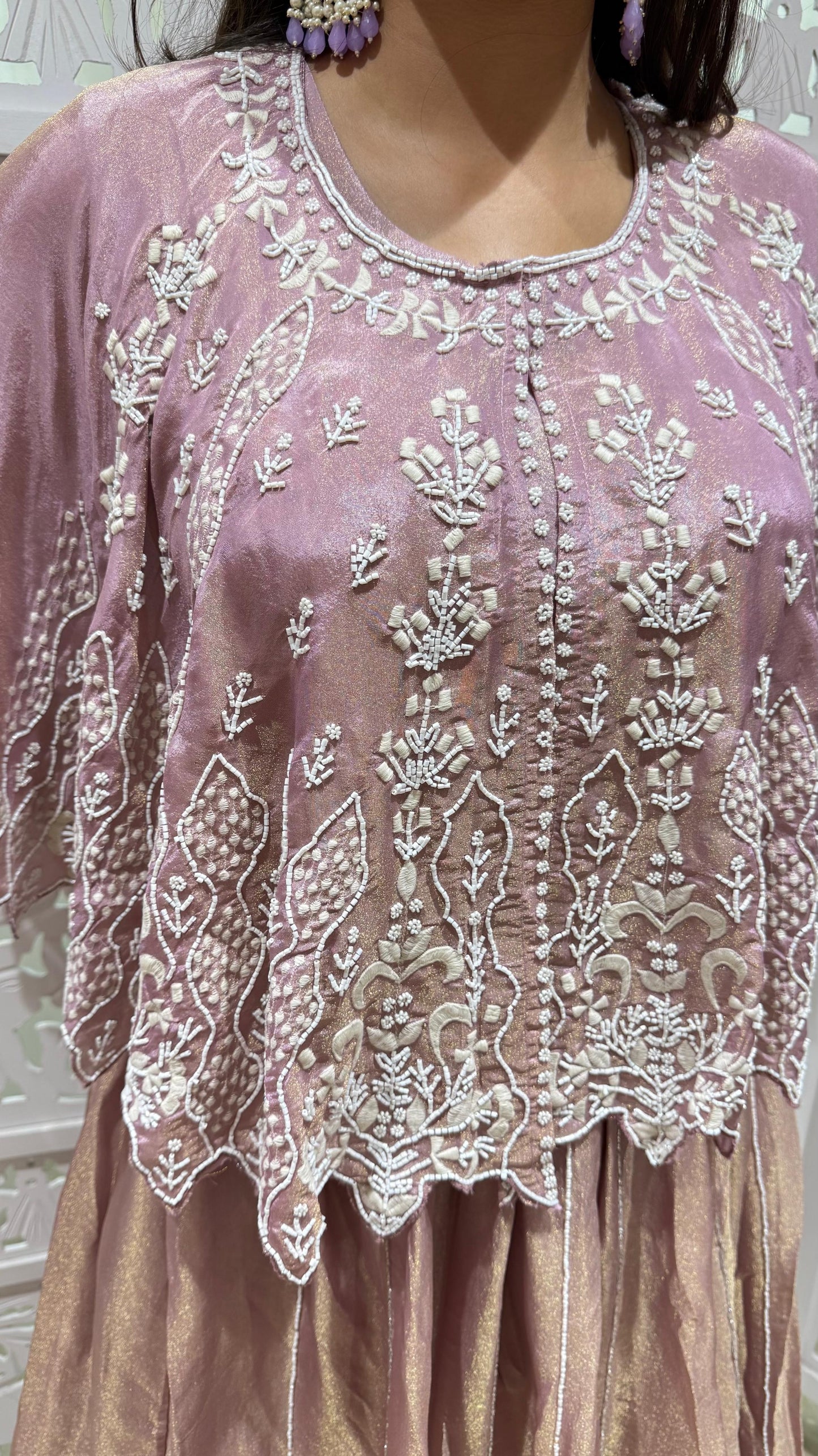 Lehenga kathdaana