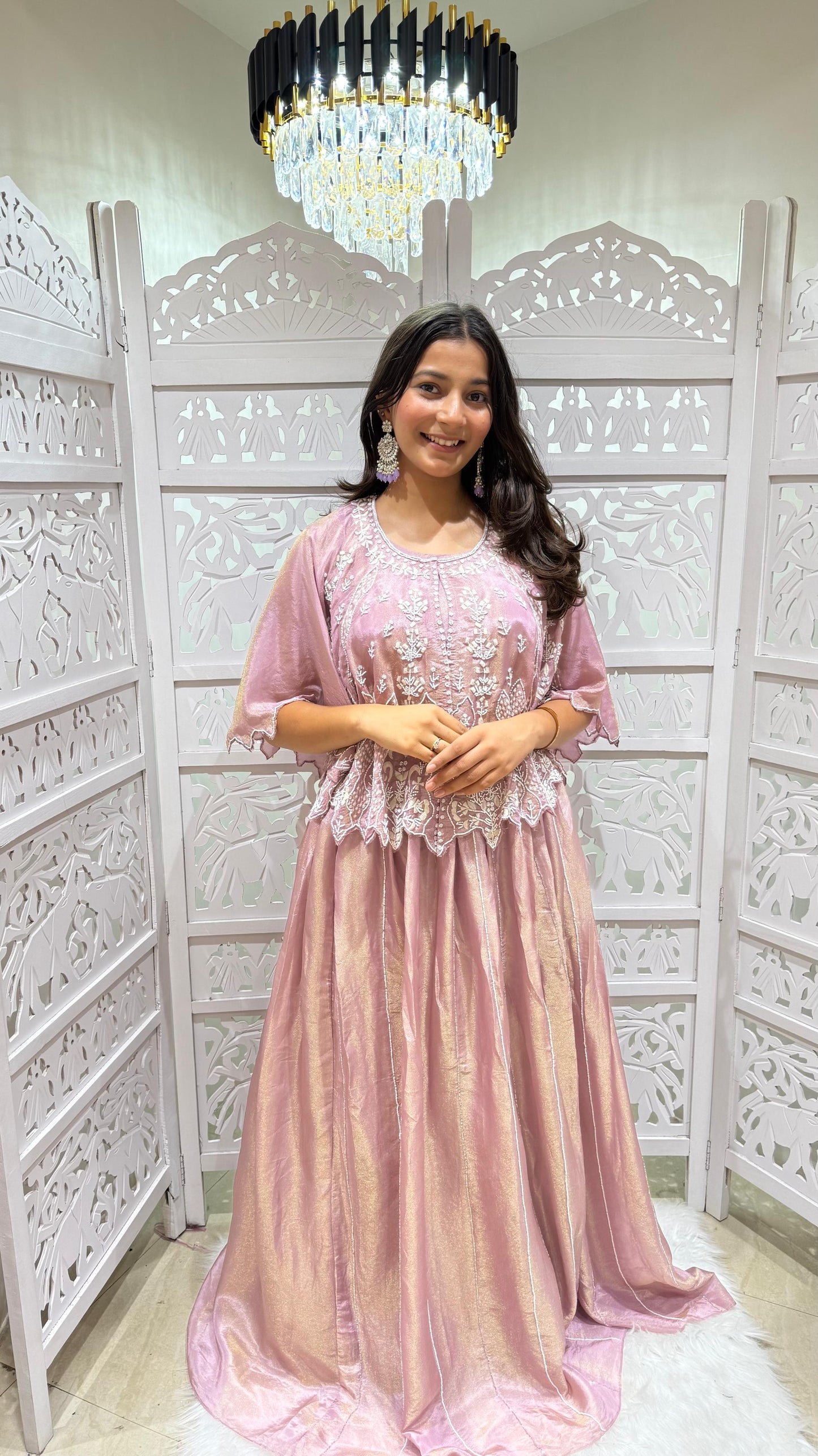 Lehenga kathdaana