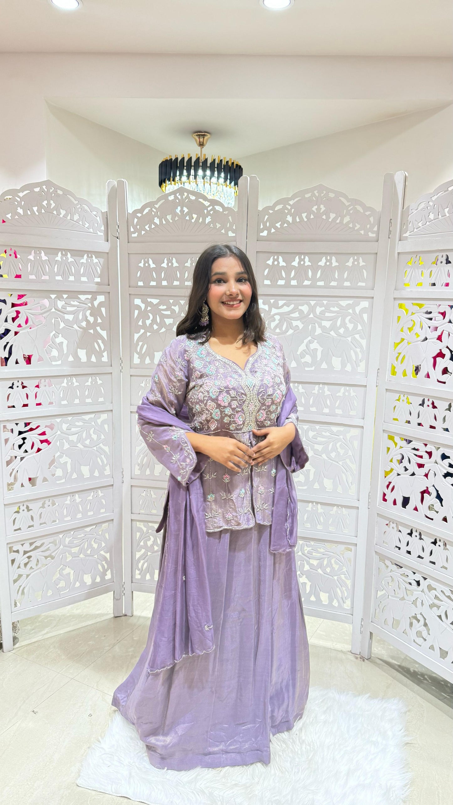 Lehenga Motiwork Sequence kathdaana