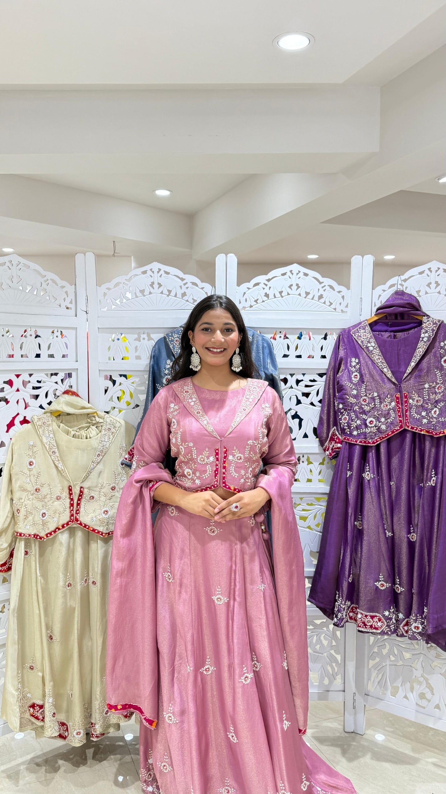 Lehenga jardoshi kathdaana motiwork patchwork