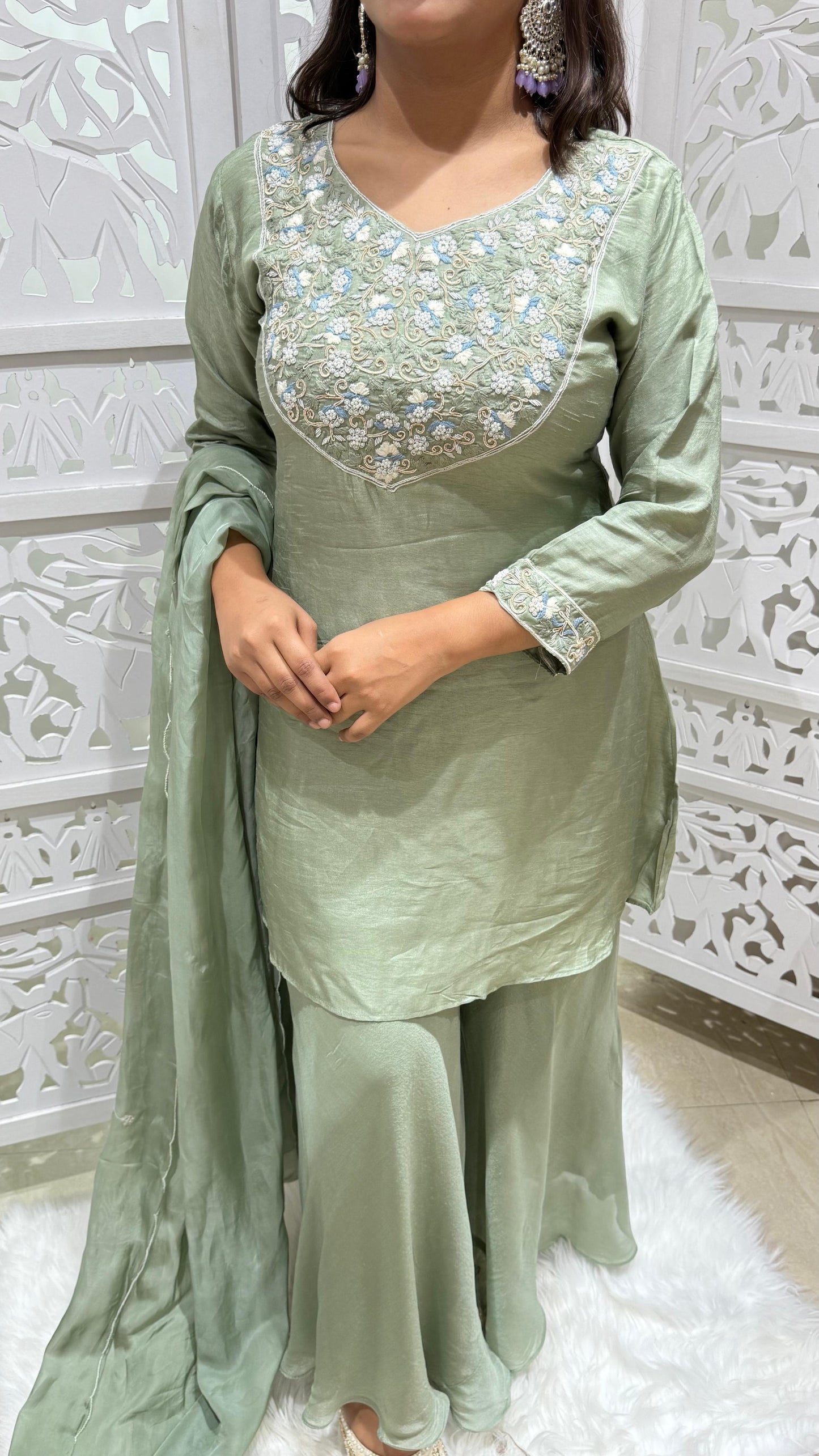 Three piece jardoshi Threadwork