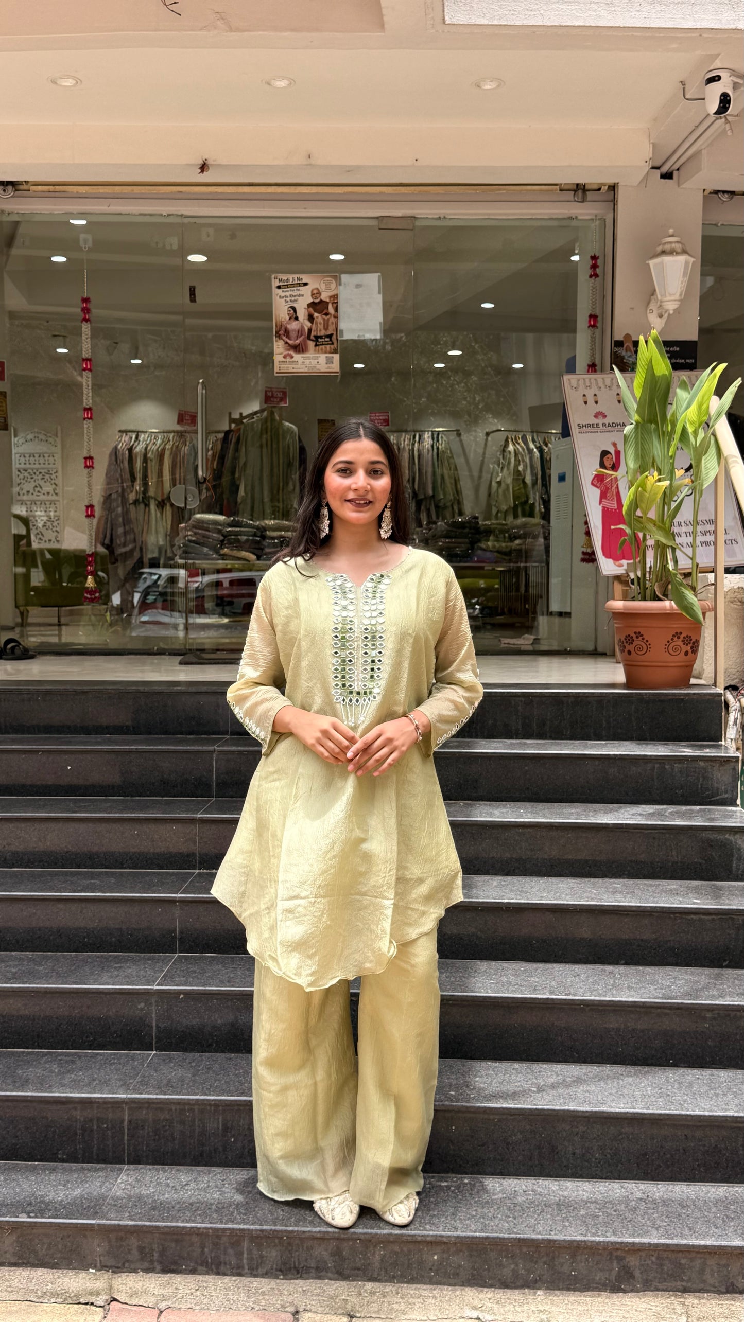 Plazo kurti