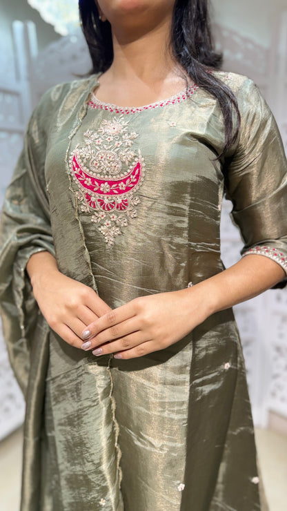 Three piece set