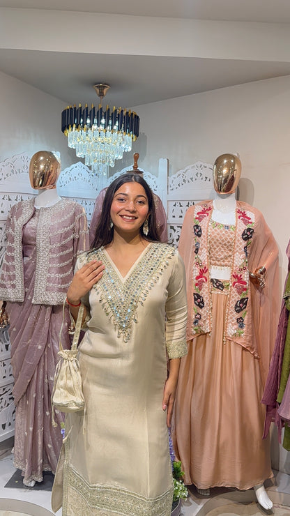 Kurti pant with potli