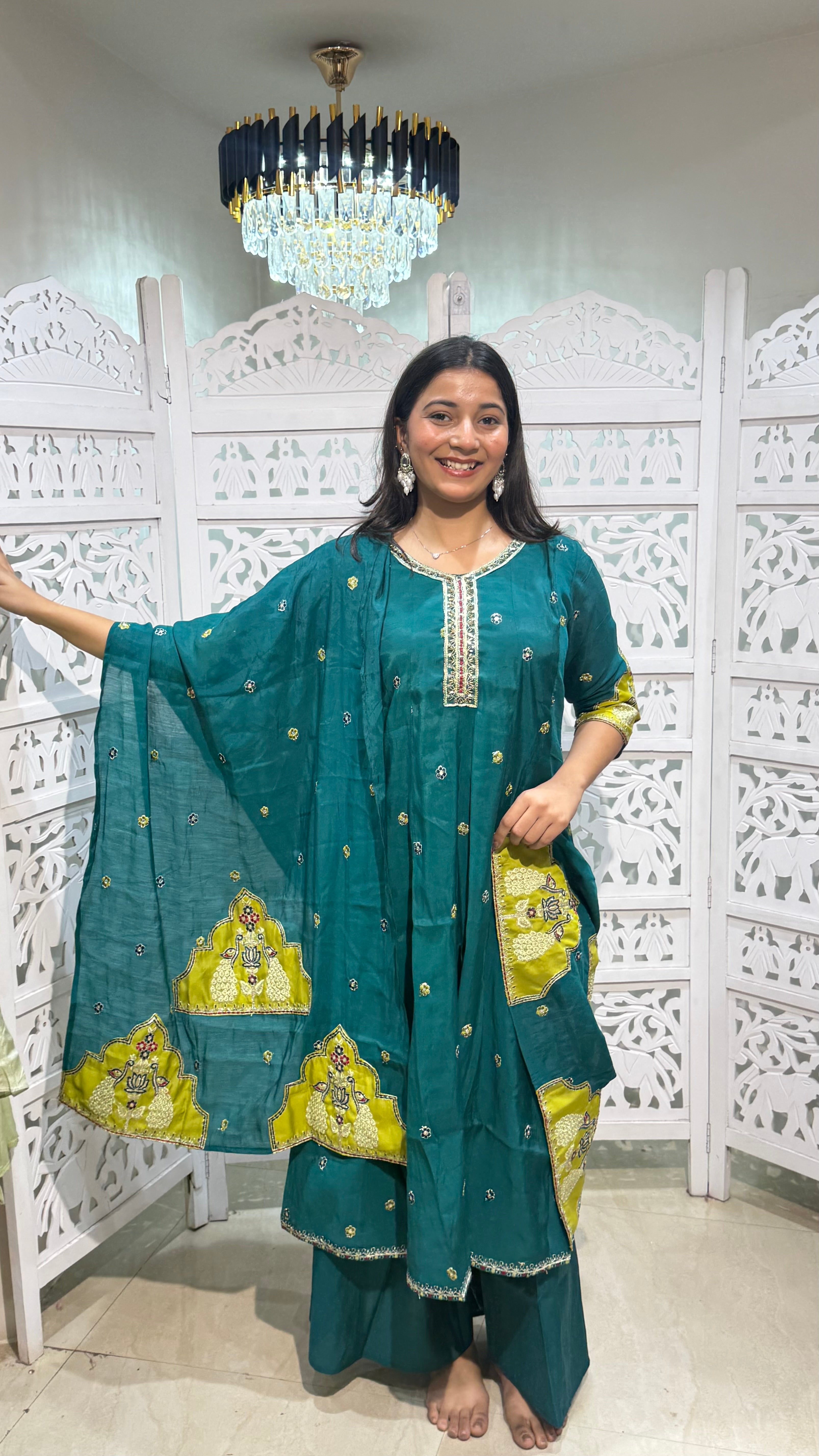 Three piece set kurti plazo with duppata