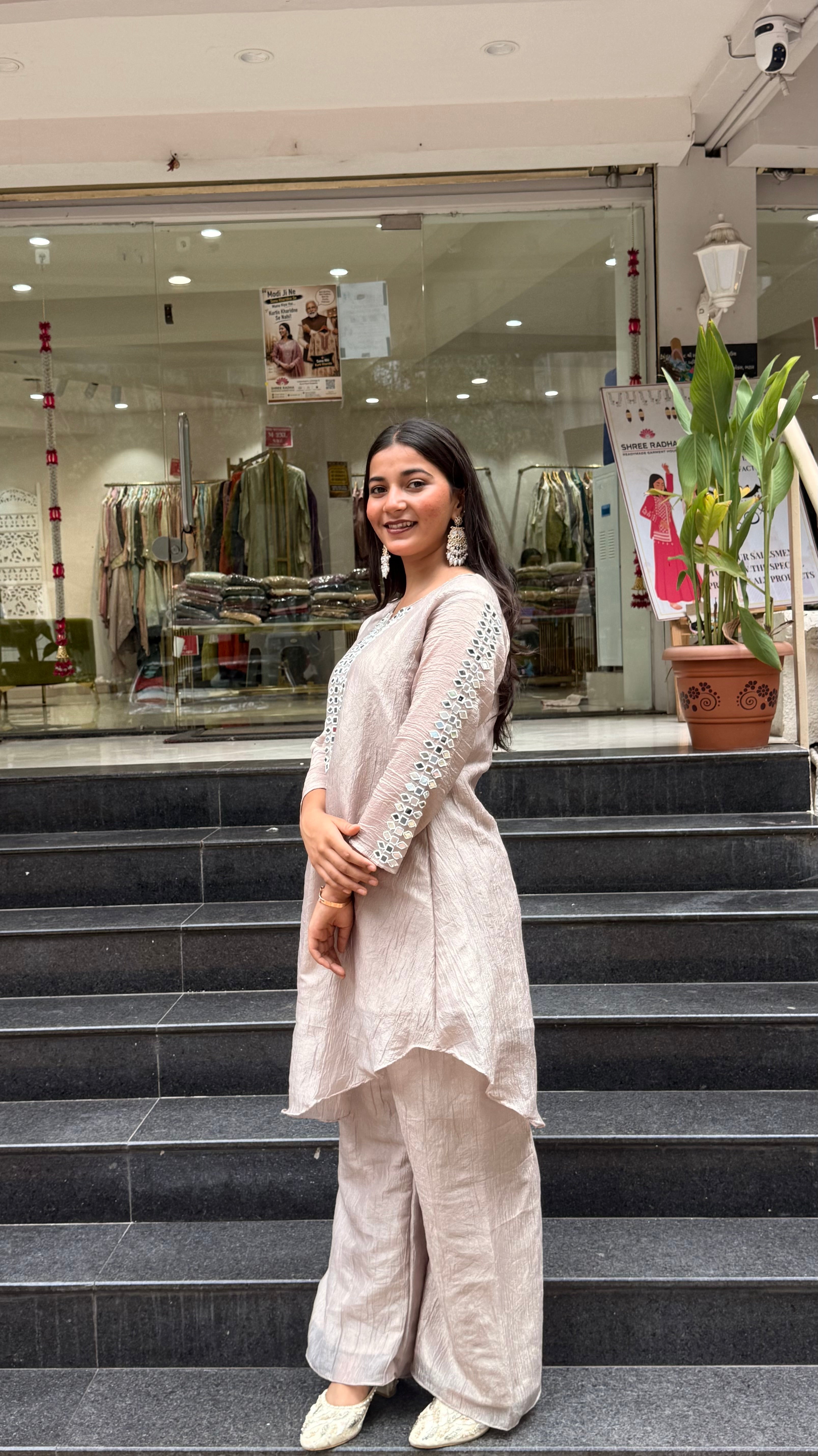 Plazo kurti