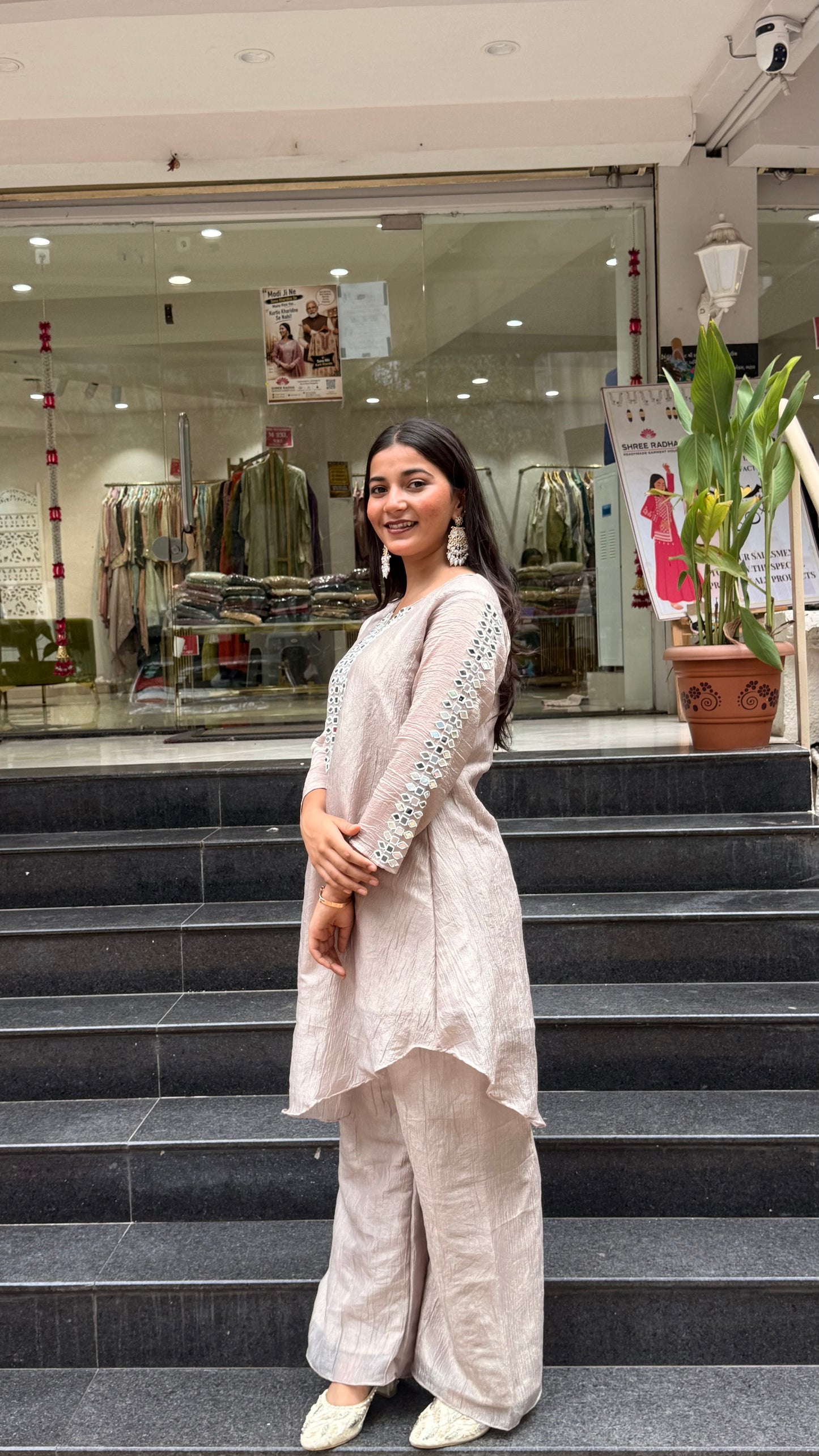 Plazo kurti
