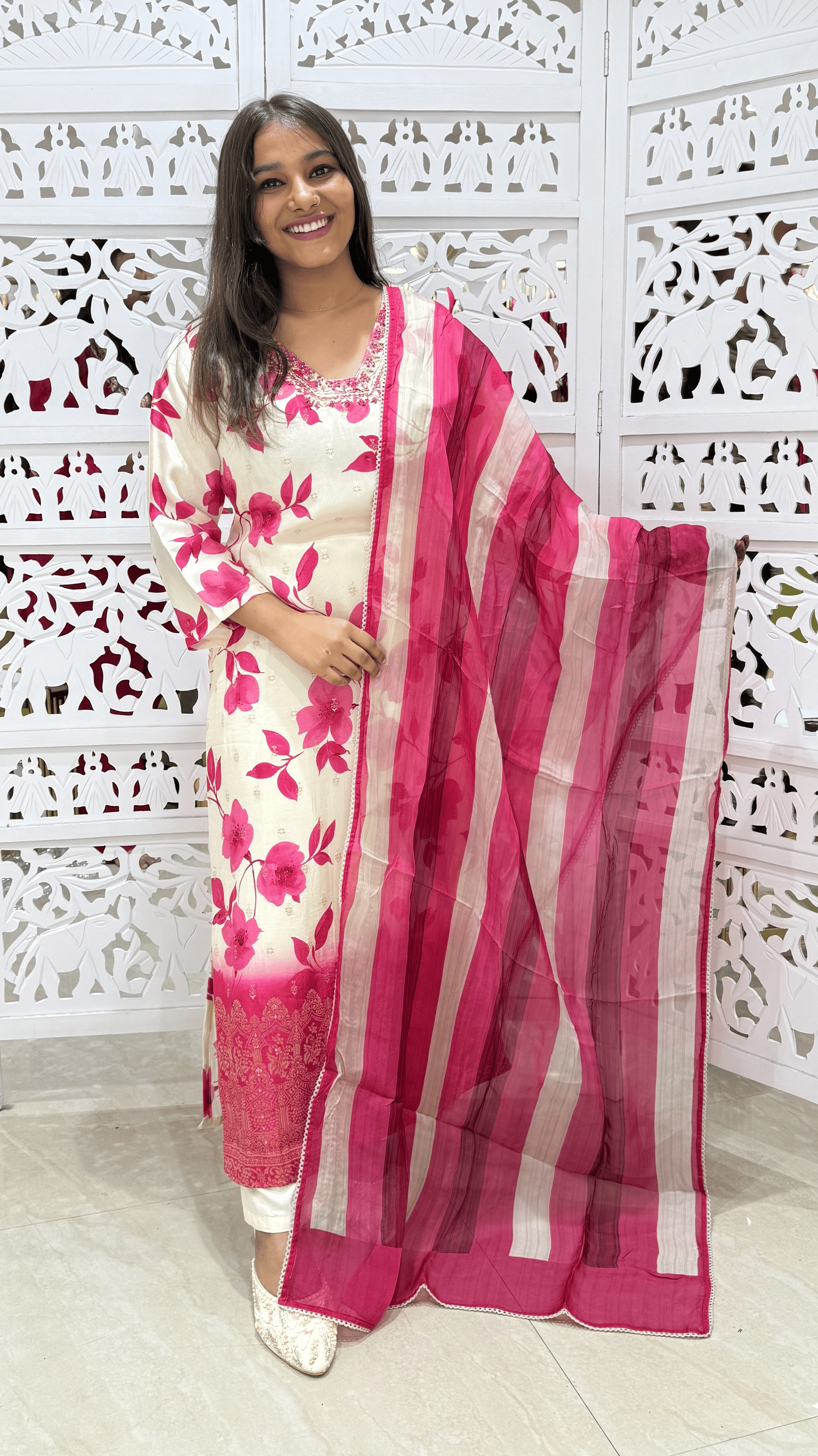 Dola Silk Digital Flowers Print Kurti Set