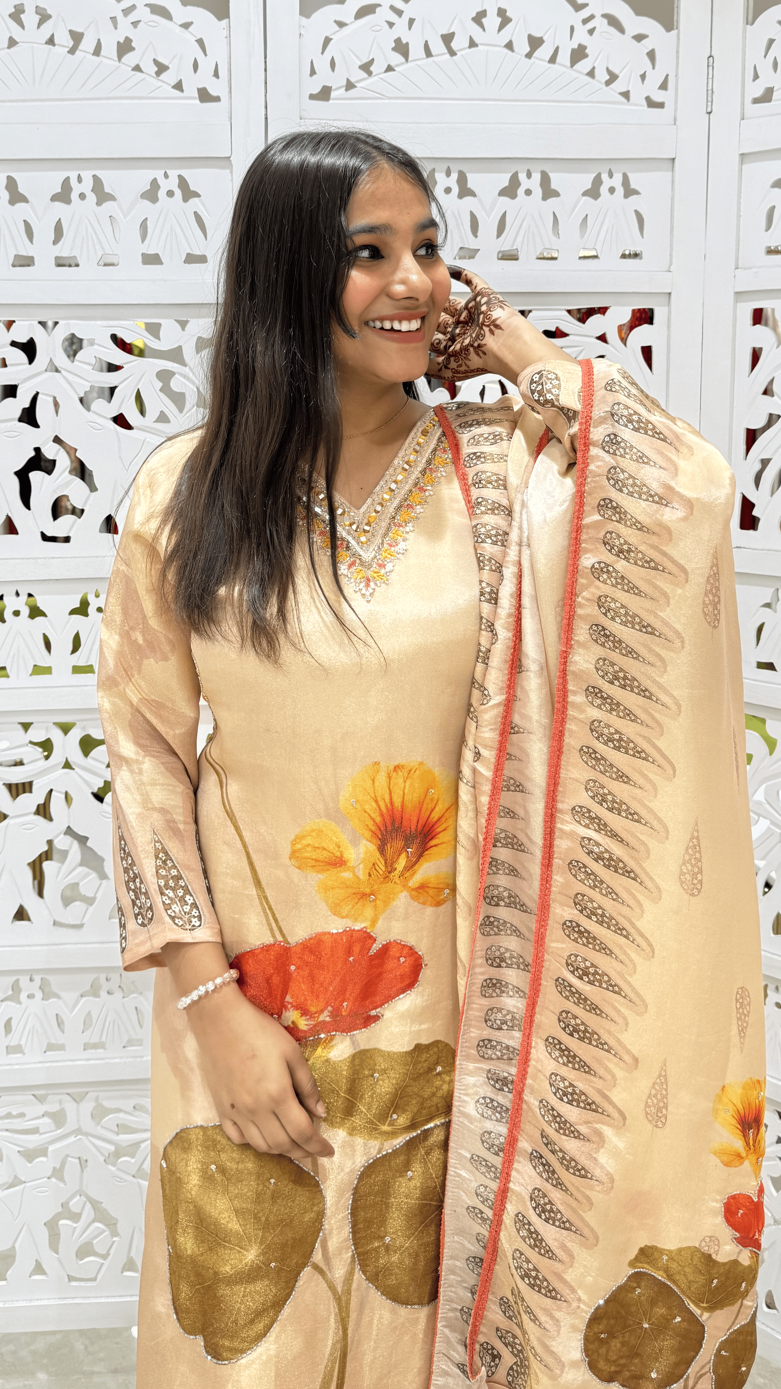 Shimmer Digital Print & Mirrorwork Threadwork Cut Dana Work Kurti Set