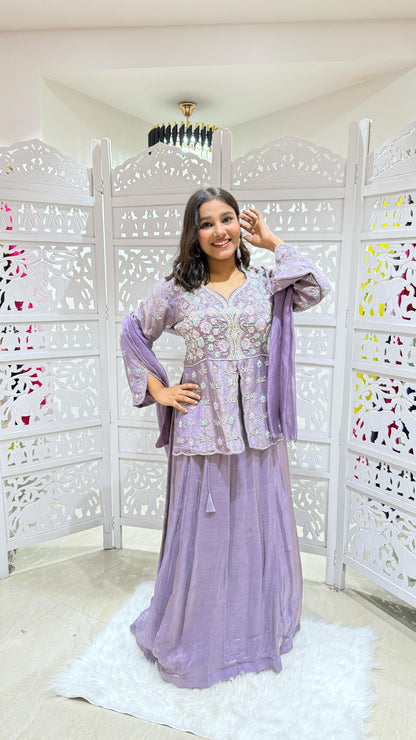 Lehenga Motiwork Sequence kathdaana