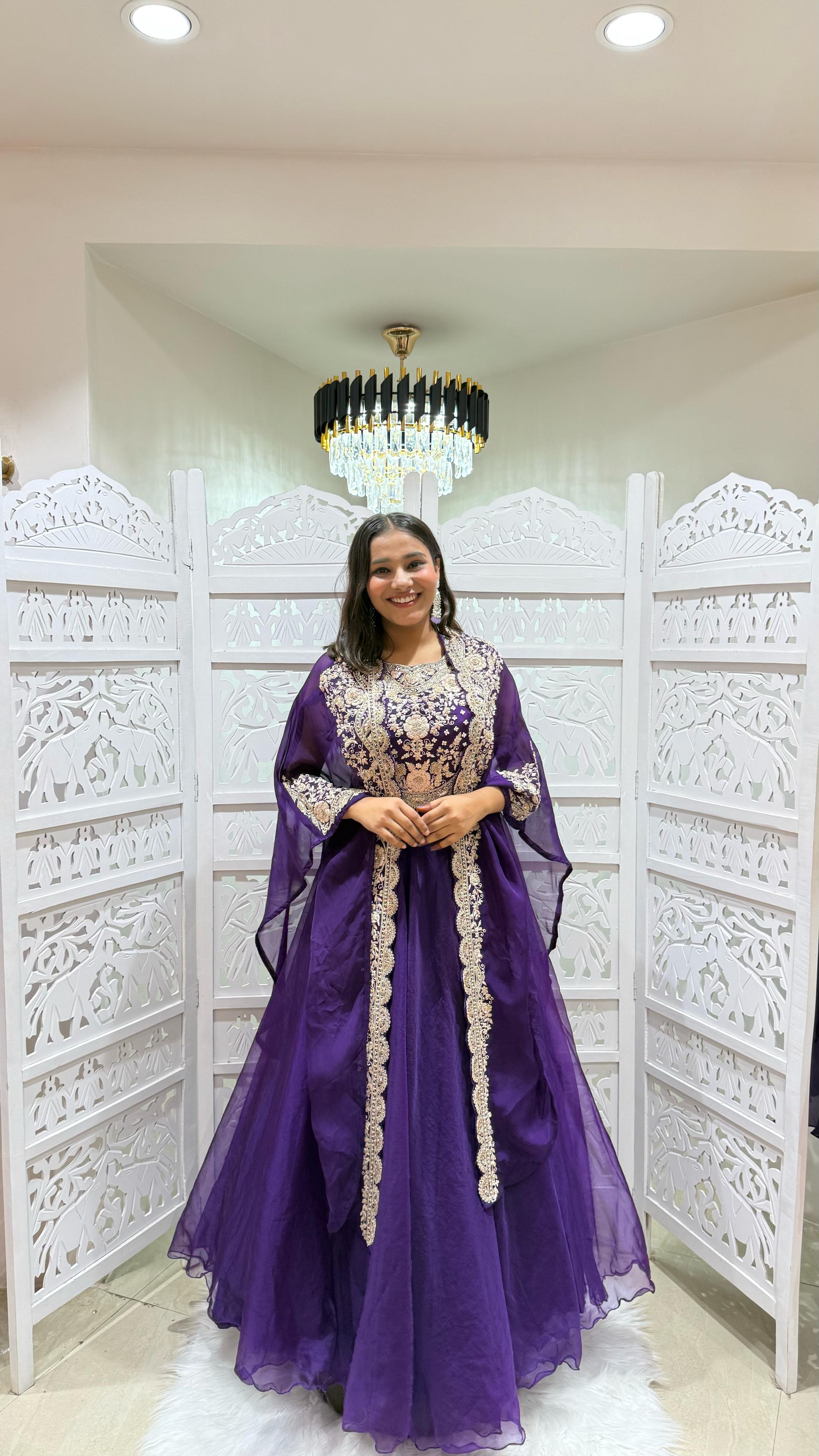 Lehenga jardoshi motiwork
