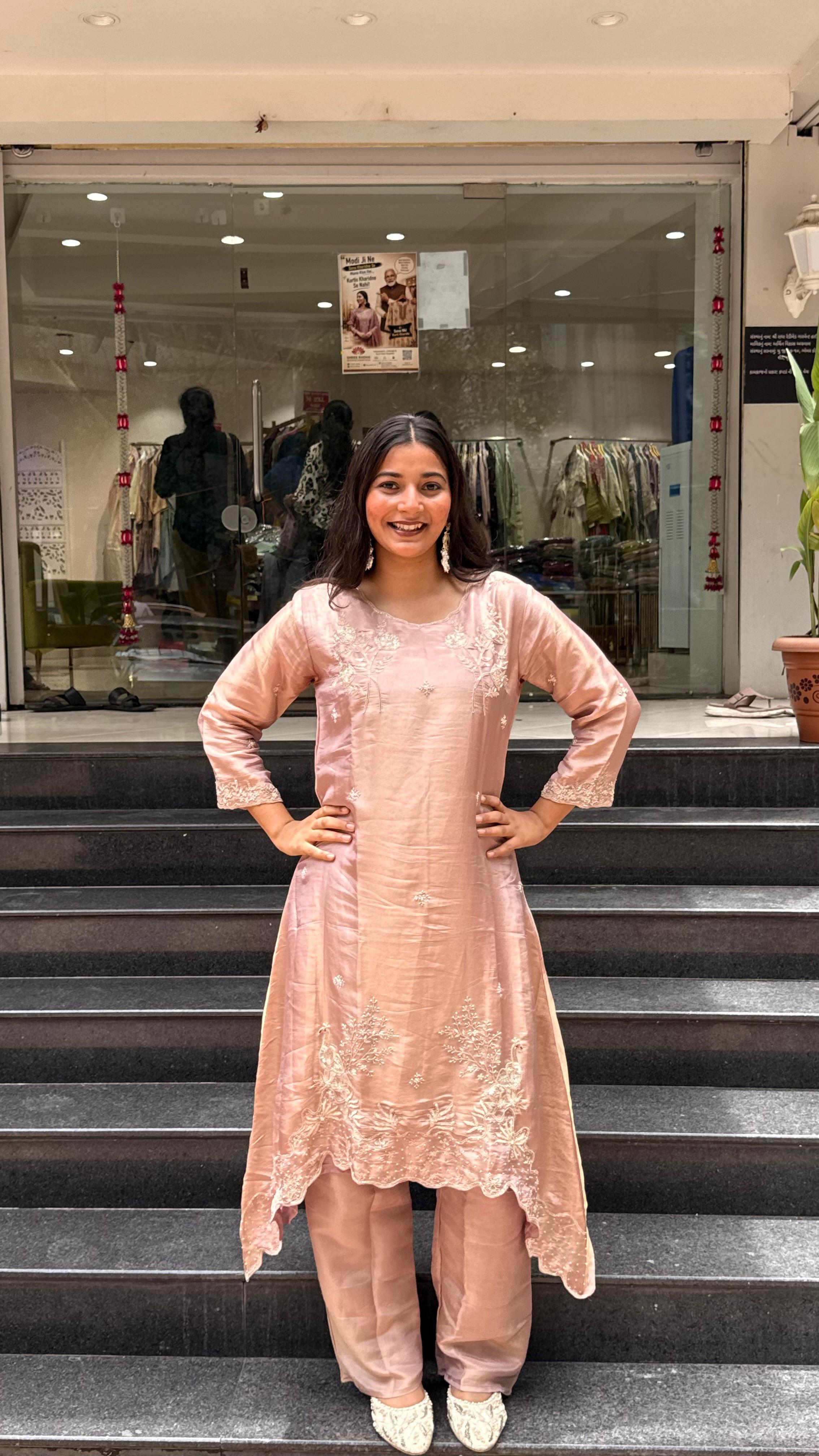 Plazo kurti