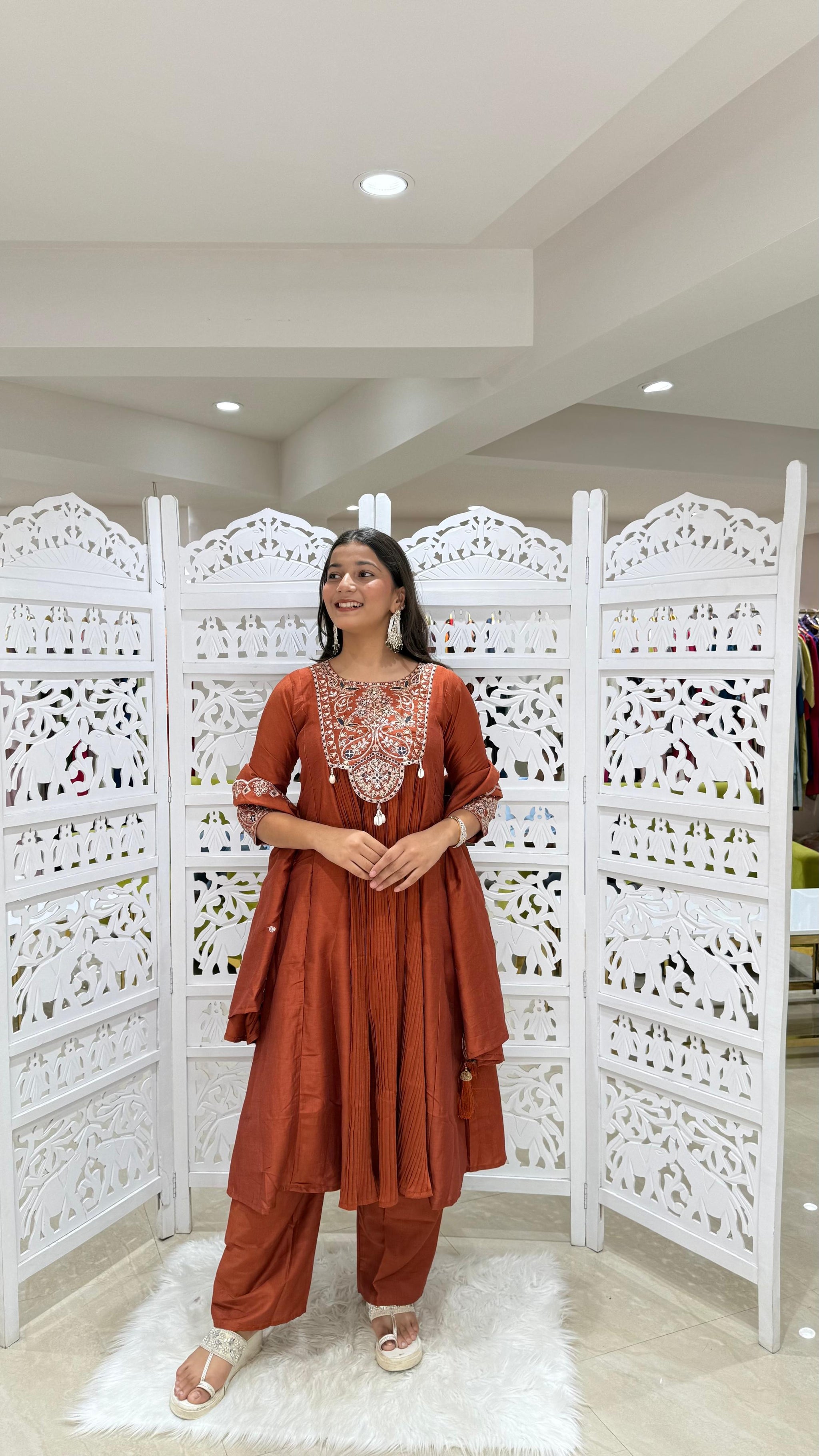 Jardoshi Threadwork Motiwork sequence kathdaana koriwork