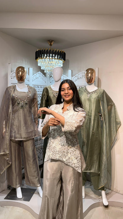 Plazo kurti