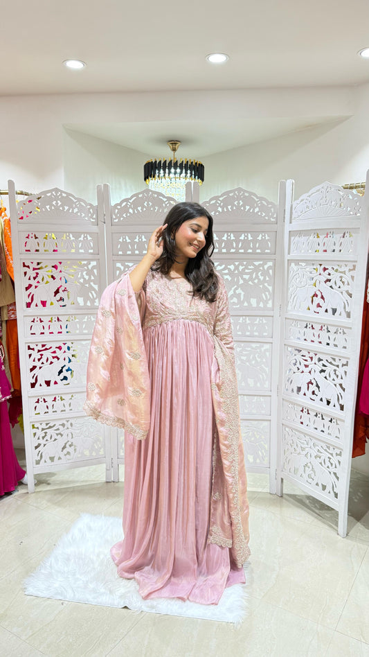 Gown Jardoshi Kathdaana Motiwork