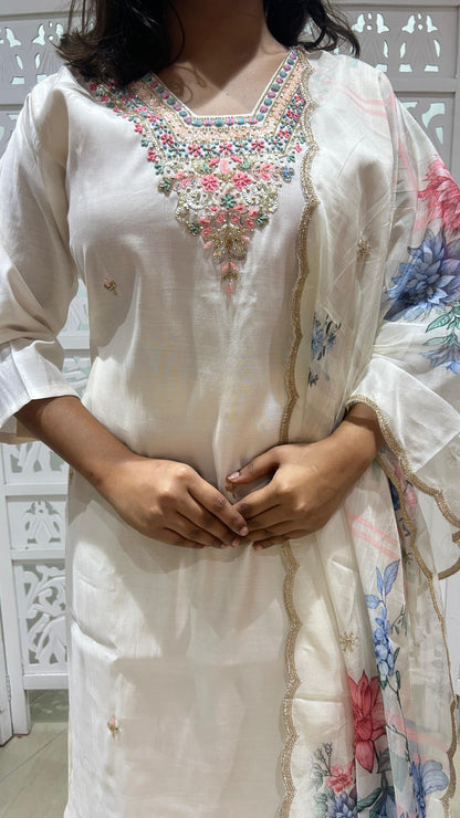 Kurti Pant Dupatta