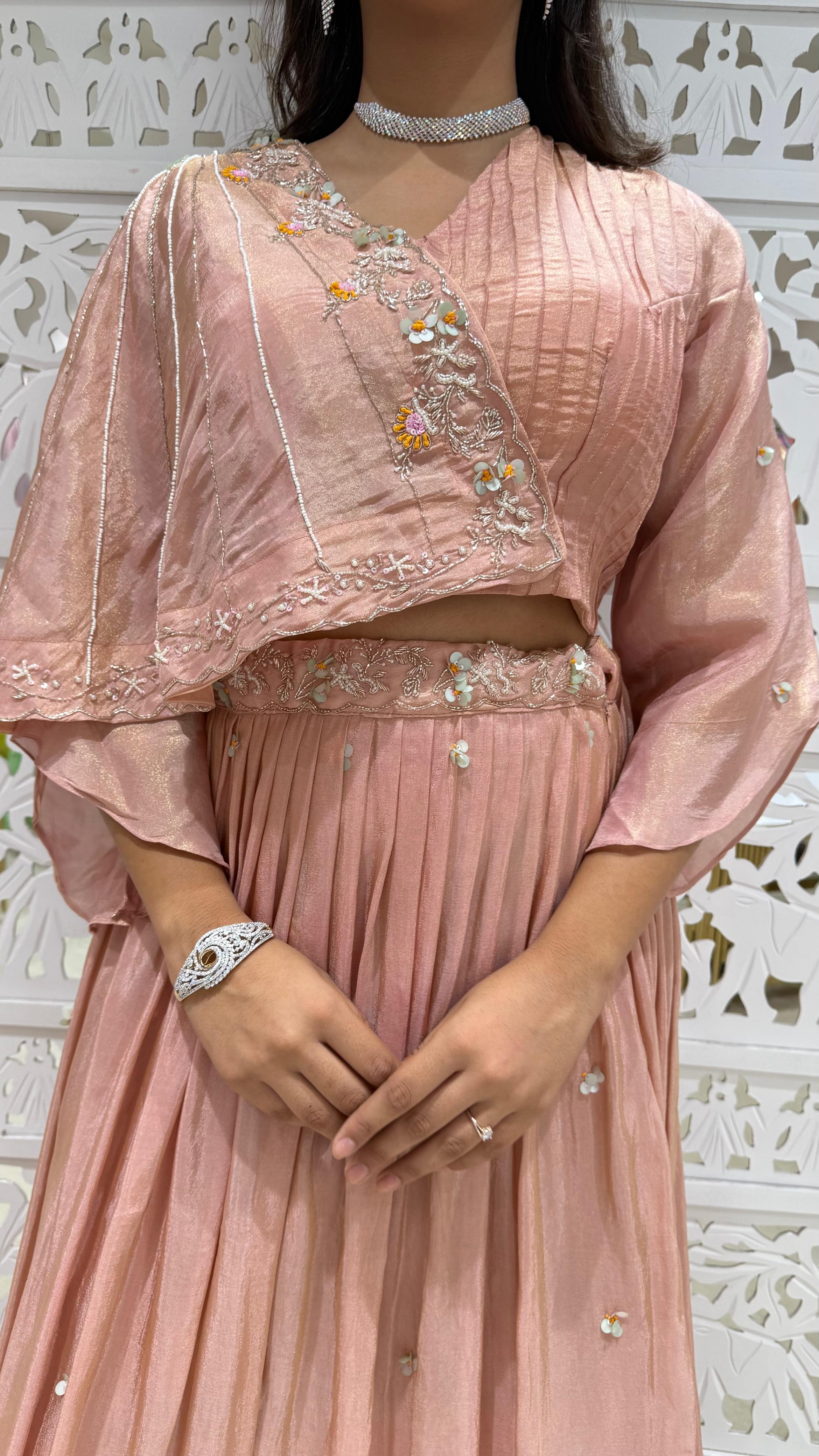 Lehenga kathdaana Sequence jardoshi motiwork Threadwork