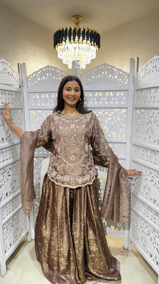 Kurti skirt with dupatta