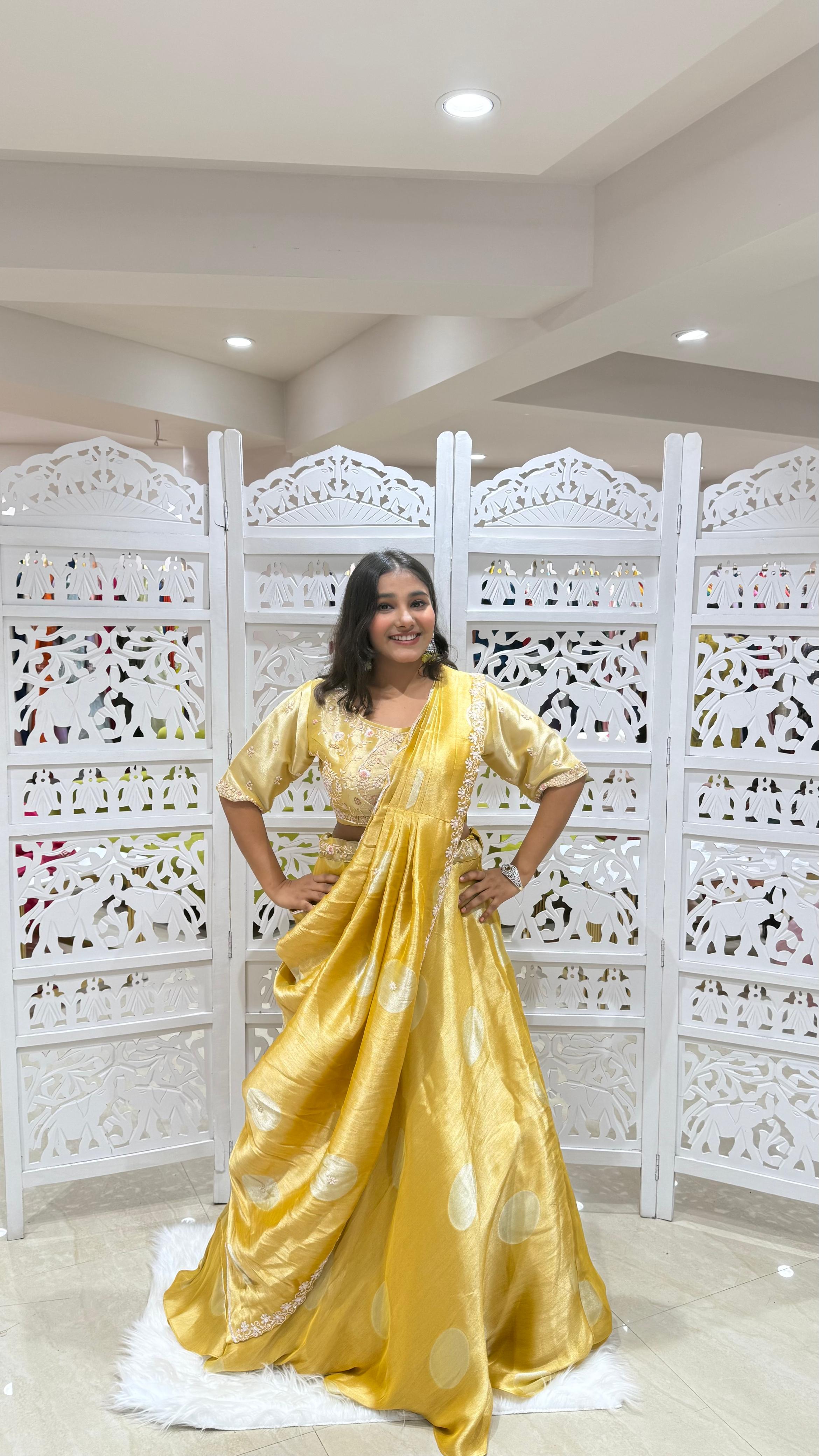 Drape lehenga jardoshi motiwork