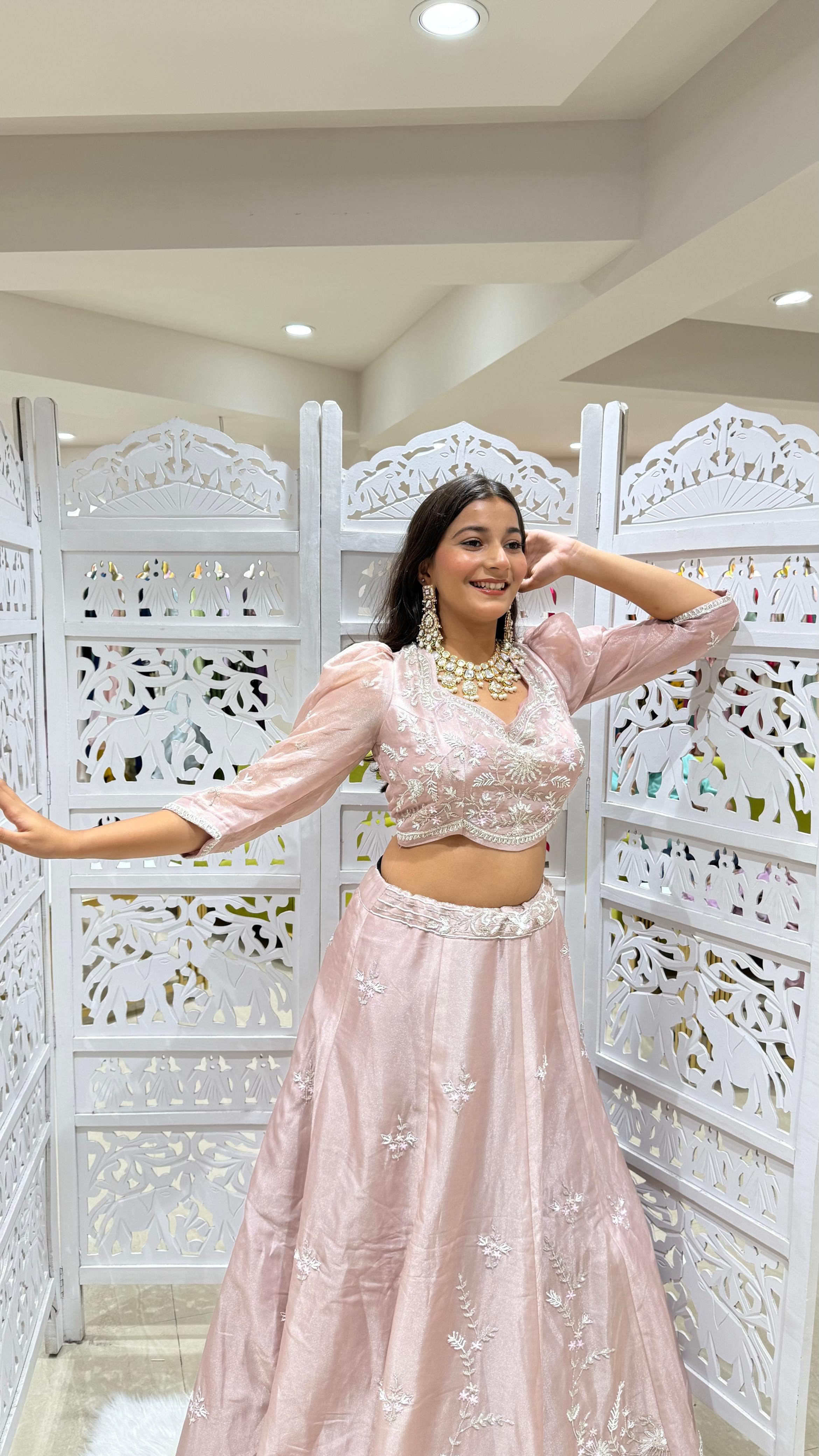 Lehenga Sequence Kathdaana jardoshi motiwork