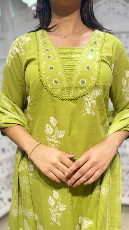 Kurti pant Duppata